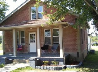 611 W Madison Ave, Owensville, MO 65066