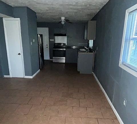 5th image of 2732 Teresa Dr