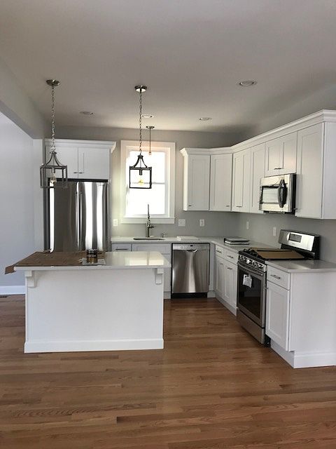 Model kitchen finishes.