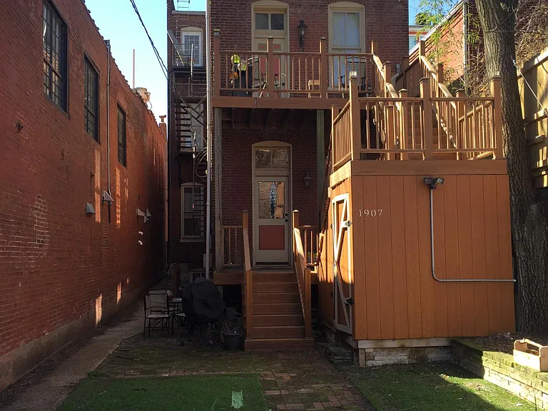 1907 Sidney St #A — Photo 2