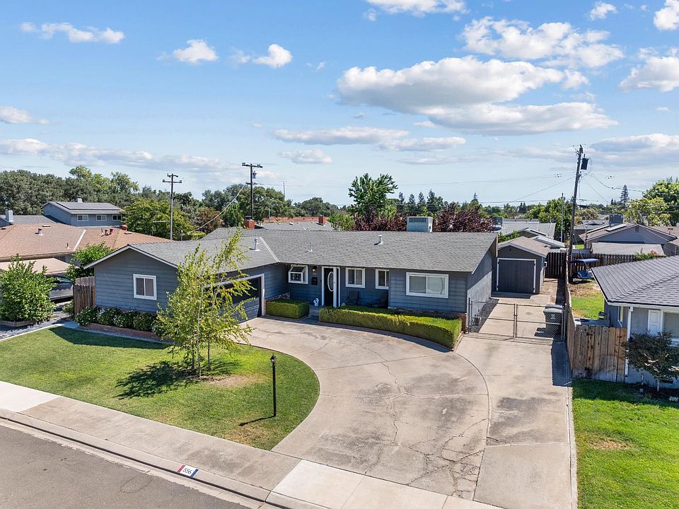 1st image of 556 Del Rio Cir