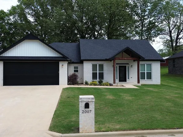 2007 N 29th St, Paragould, AR 72450