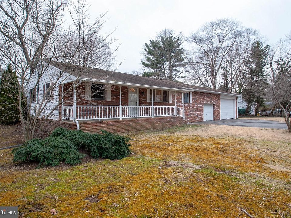 1st image of 725 Oser Dr