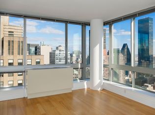 150 E 44th St APT 44C, New York, NY 10017