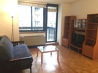 Rented by WIRE International Realty