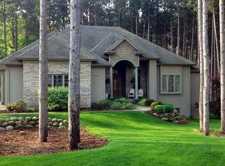 5775 Rolling Pines Ct, Kalamazoo, MI 49009