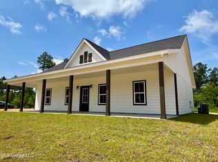 2719 Bouie Rd, Poplarville, MS 39470