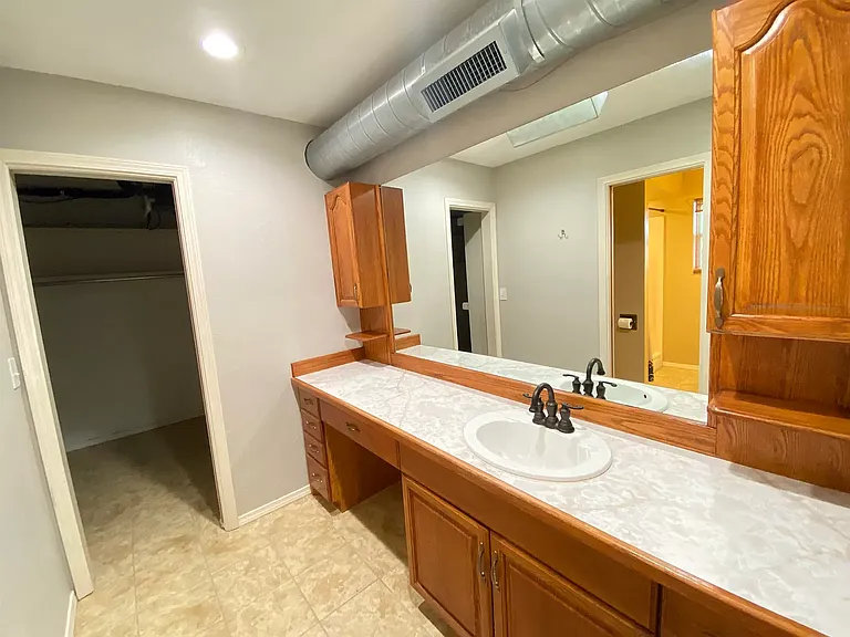 4836 Sunnyslope Dr — Photo 13