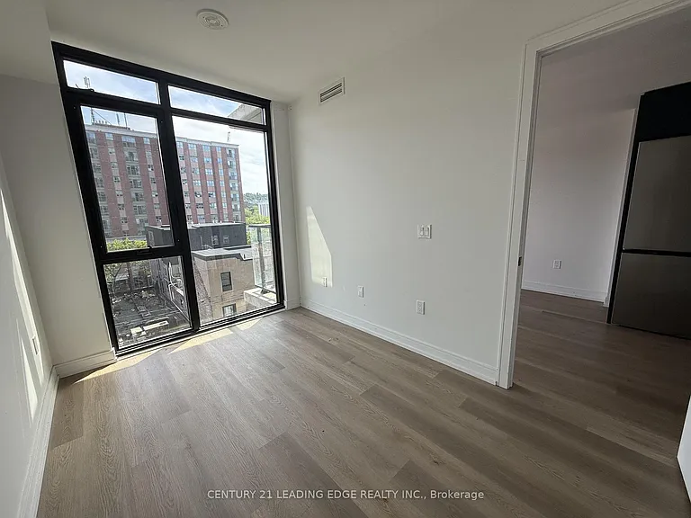 1 Jarvis St #602 — Photo 3