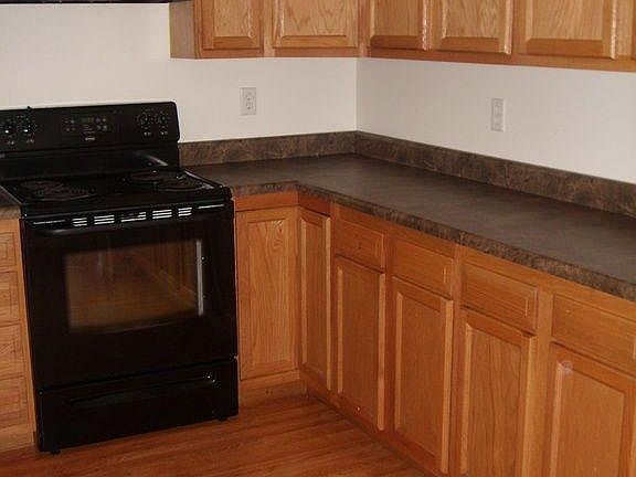 2nd image of 817 Cleary Ave
