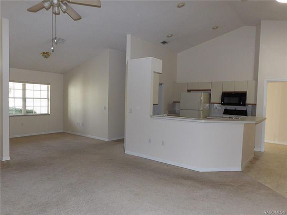 3rd image of 2765 N Brentwood Cir