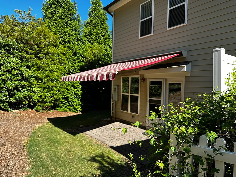 2123 Scarlet Maple Dr — Photo 3
