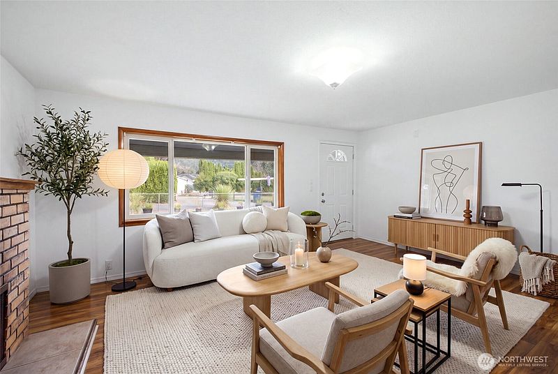 2nd image of 14937 133rd Avenue SE