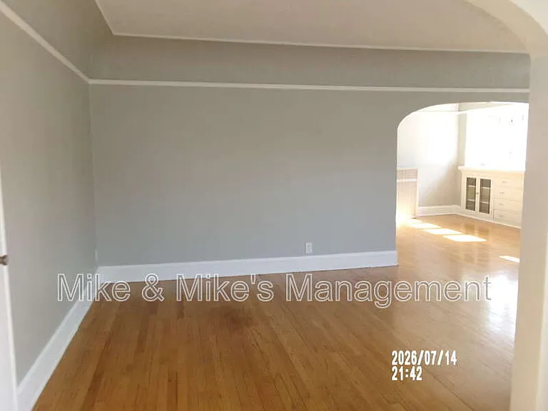 6424 W Chambers St — Photo 4
