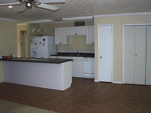 4th image of 5101 Worley Dr