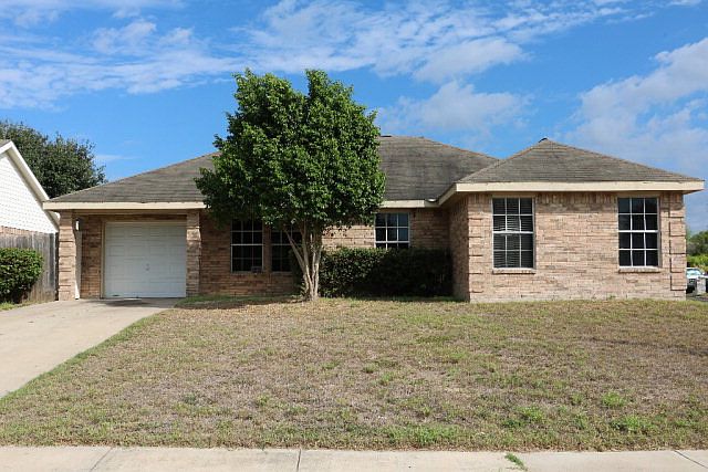 1st image of 1011 E Dawson Ln