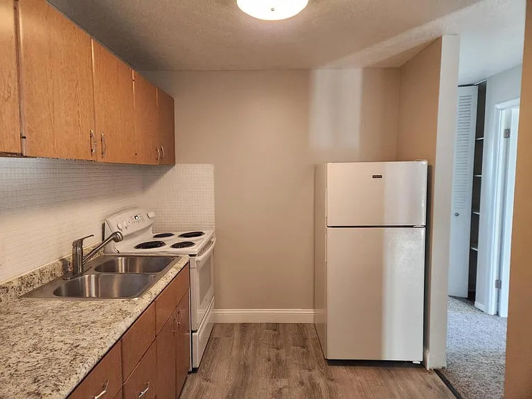 38751 Lakeshore Blvd — Photo 5