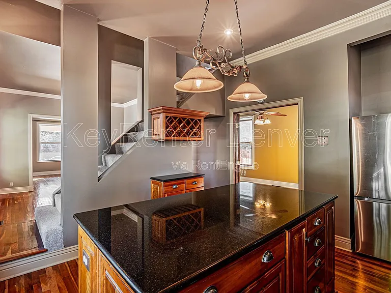 2105 W 31st Ave — Photo 9