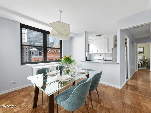 225 East 36th Street image 2 of 8