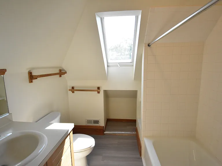 1929 Walnut St #3 — Photo 22