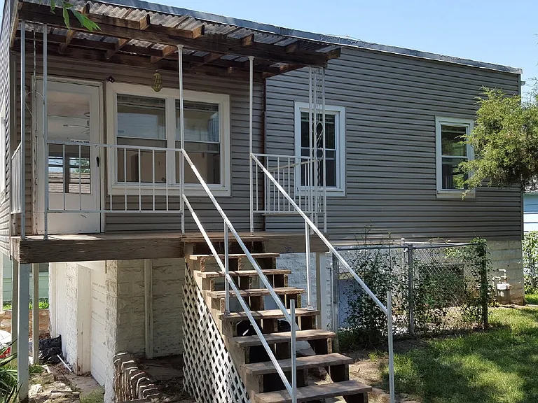 630 1/2 S Huttig Ave — Photo 11