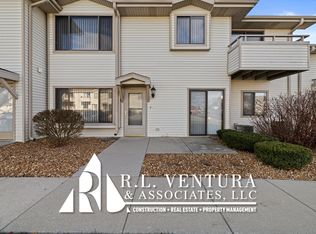 3216 Wood Rd #B-7, Racine, WI 53406