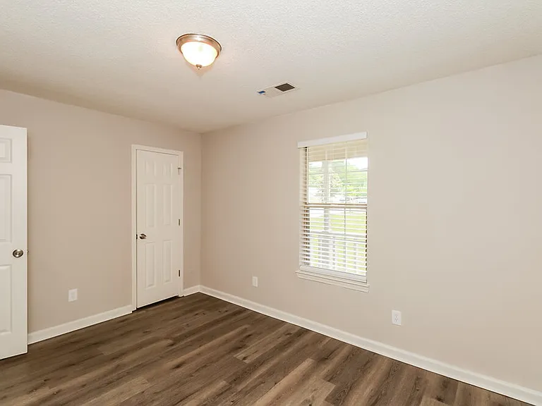 1573 Glynn Ct — Photo 13
