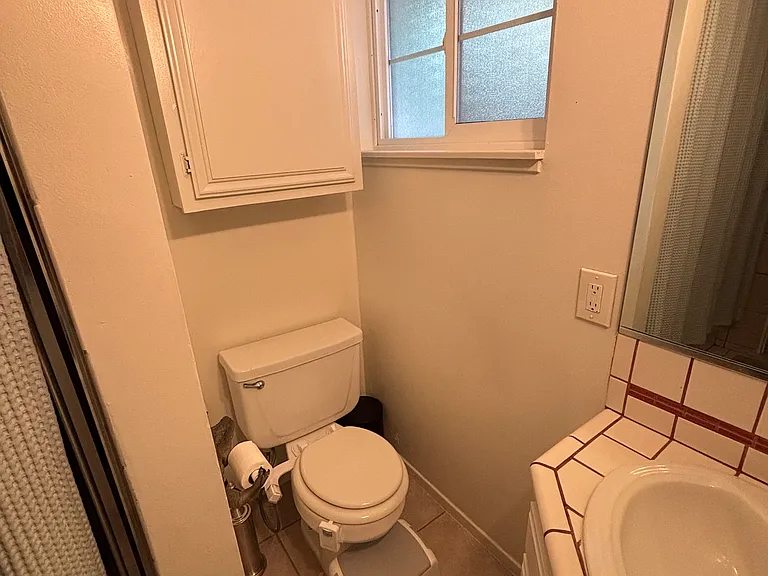 832 S Prospero Dr — Photo 4