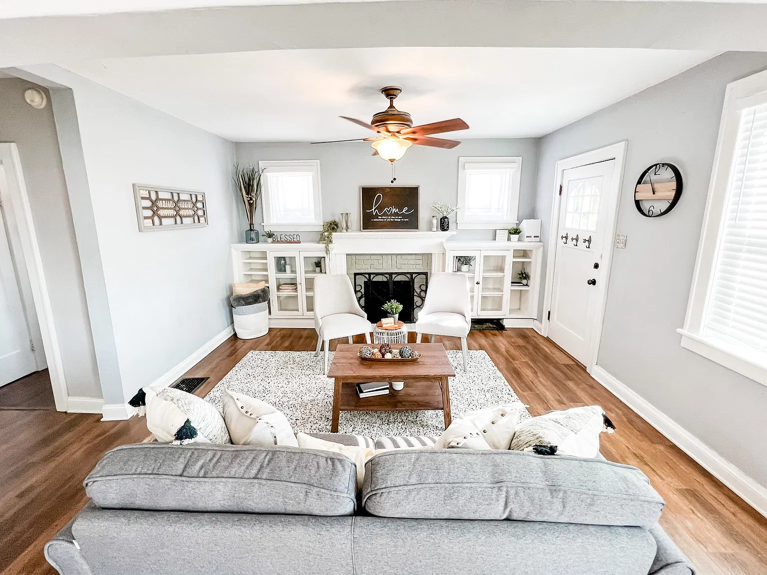 8825 Powell Ave — Photo 1