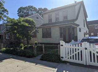 109-32 221st St, Queens Village, NY 11429
