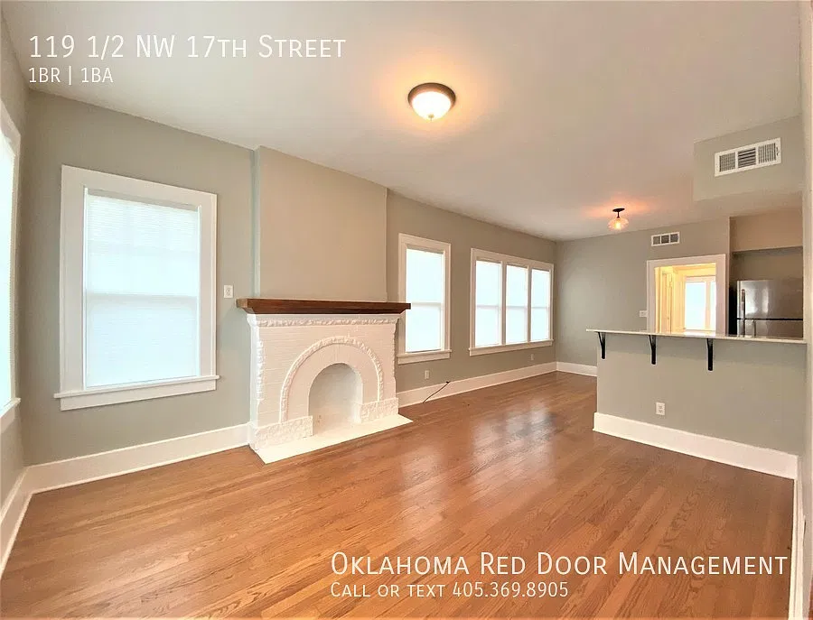 1 bed, 900 sqft, $999 — Photo 2