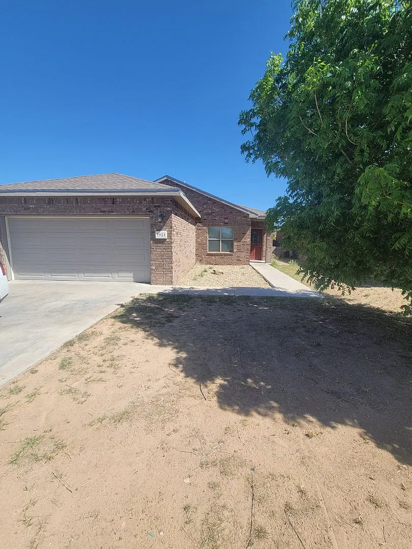 1824 Dillonwood — Photo 3