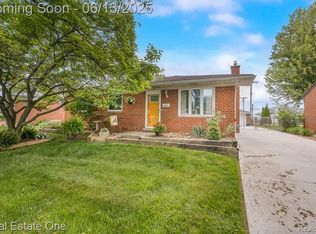 4573 Bernice Ave, Warren, MI 48091