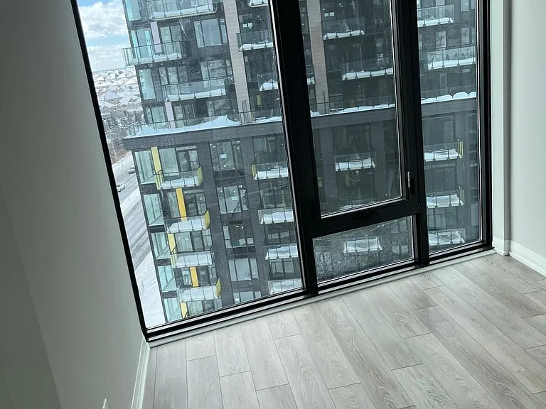 1415 Dundas St E #909 — Photo 6