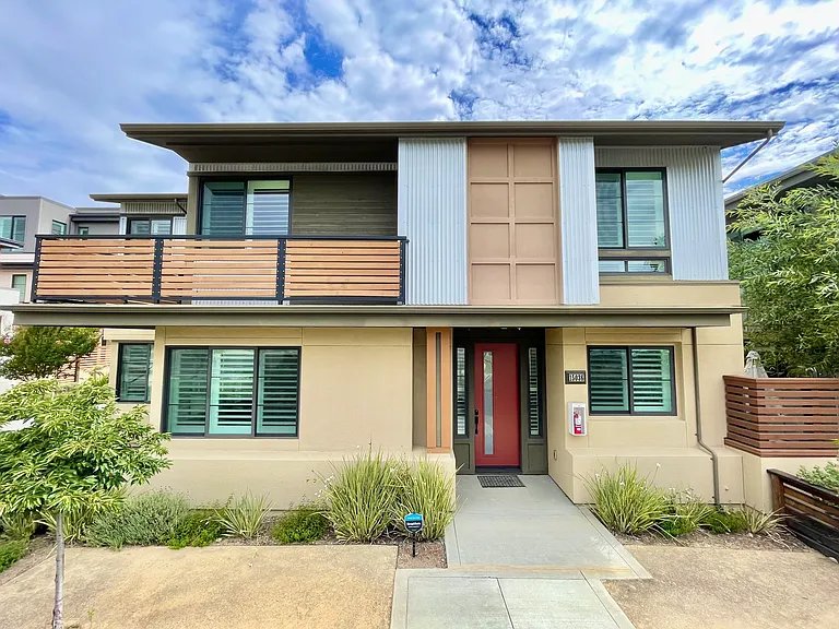 15036 Briggs Ct — Photo 1