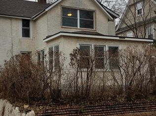 1113 Spring St NE #2, Minneapolis, MN 55413