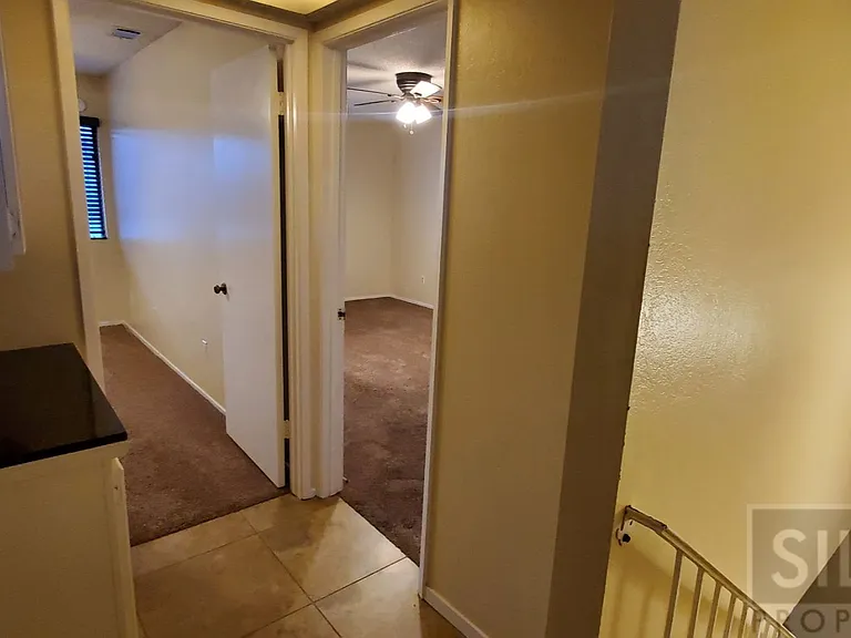 1140 Sumner Pl #B — Photo 14