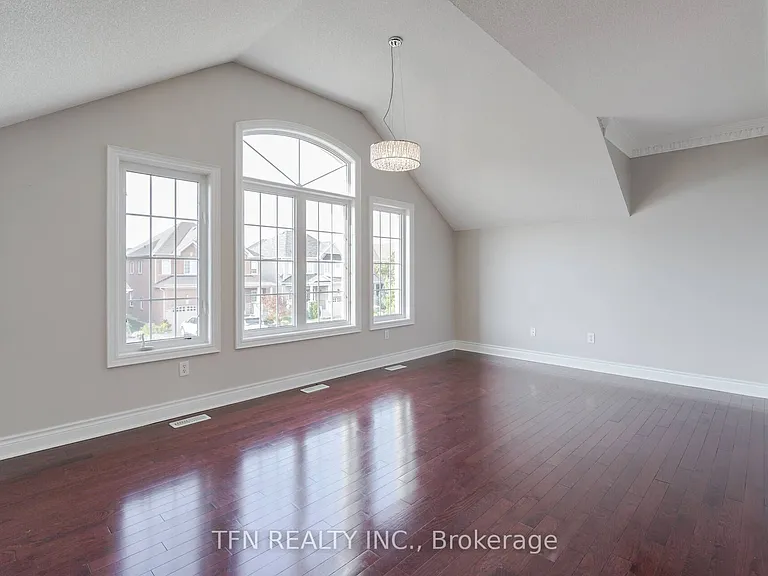 1648 Pennel Dr #UPPER — Photo 26