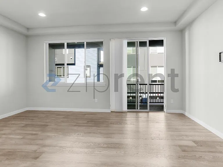 23627 5th Ave SE #C — Photo 12