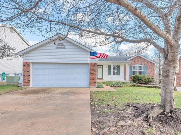 6510 Suson Oaks Dr, Saint Louis, MO 63128