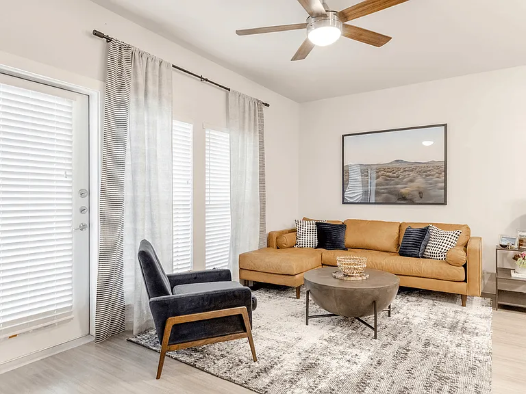 East Vue Ranch Apartments — Photo 56