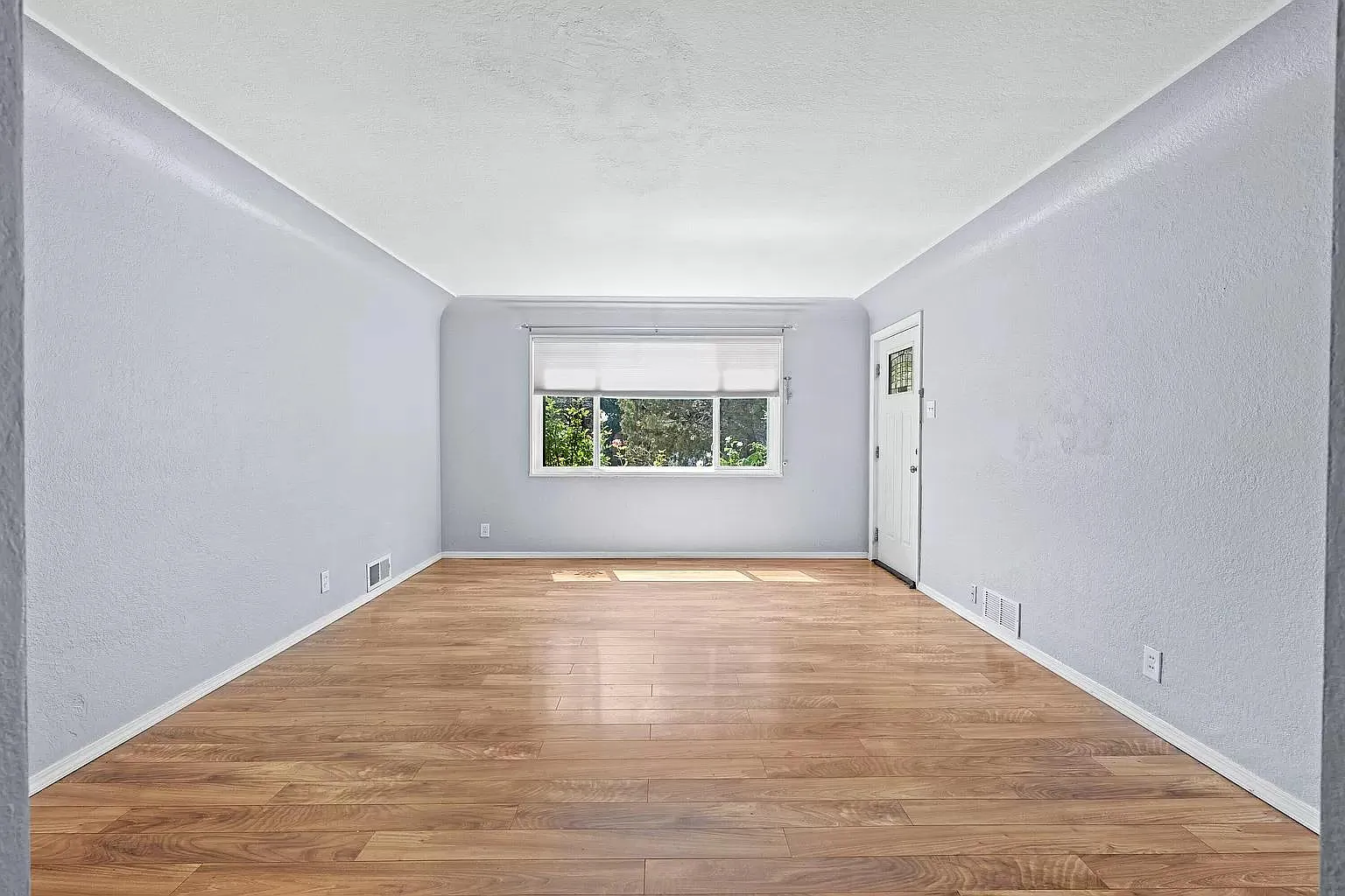 3 bed, 1525 sqft, $2,000 — Photo 4