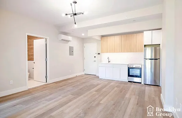 Rented by Brooklyn Group | media 8
