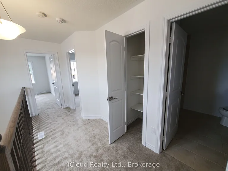 152 Werry Ave — Photo 7