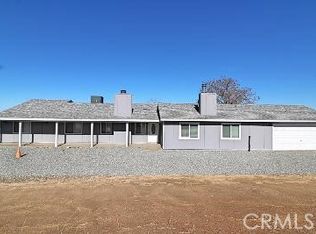 4526 Snowline Dr, Phelan, CA 92371