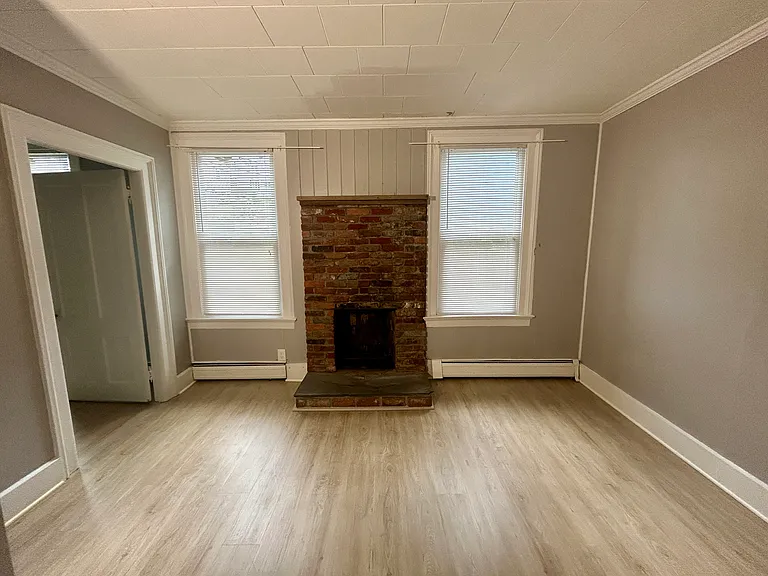 63 Torrington Ave — Photo 13