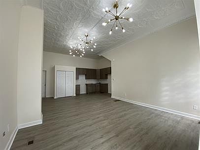 1st image of 4450 S Wood St #1F