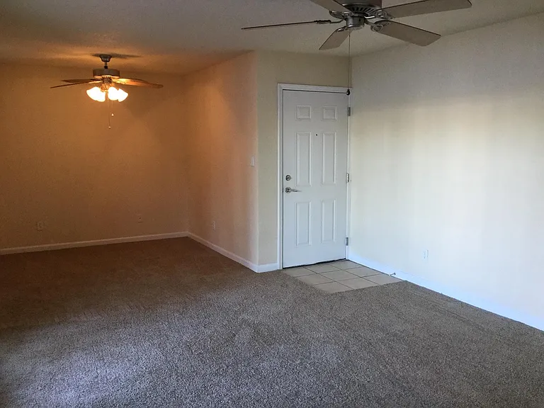 151 Seahorse Dr SE #A — Photo 6