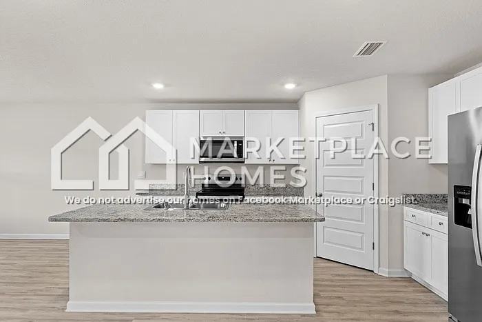 7504 Delancey St — Photo 10