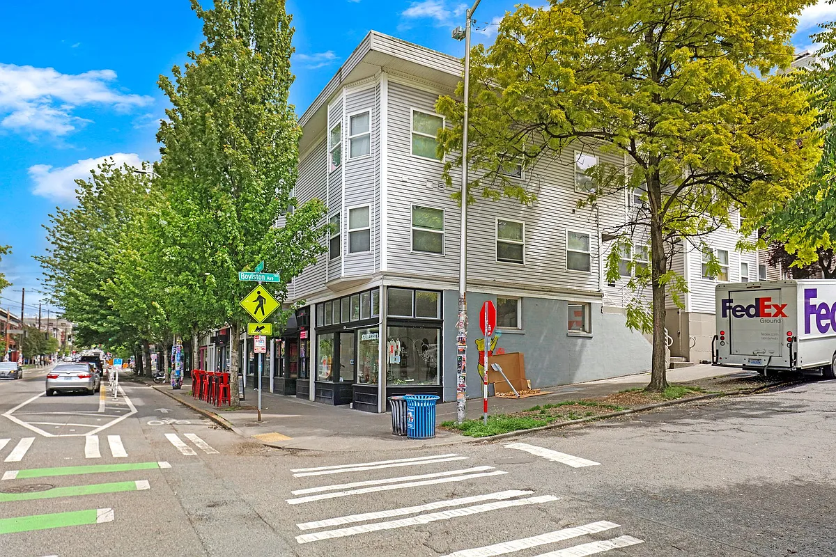 Building Photo - Ludlow Apartments